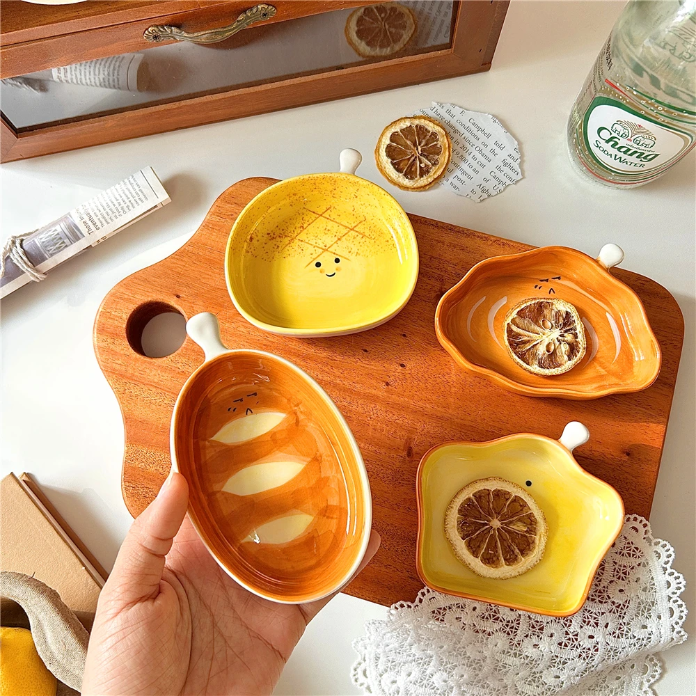 クリエイティブなパン型のセラミック皿、小さなディップソーサー - Sauce Dipping Cup のレビューと価格
